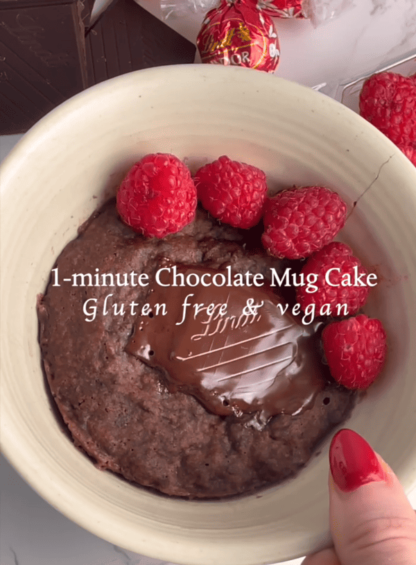 1-Minute Chocolate Mug Cake – Dessert Made Easy With A Dietitian