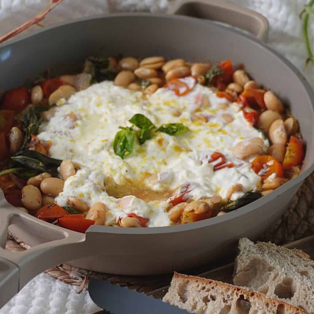 Cheesy white bean tomato bake